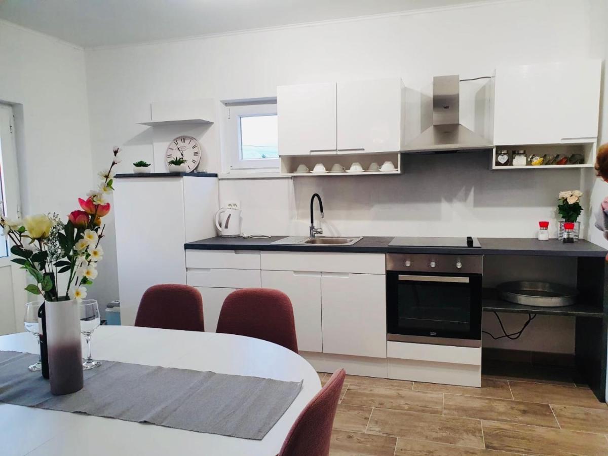 Apartman Skolj Jovici  Exterior photo